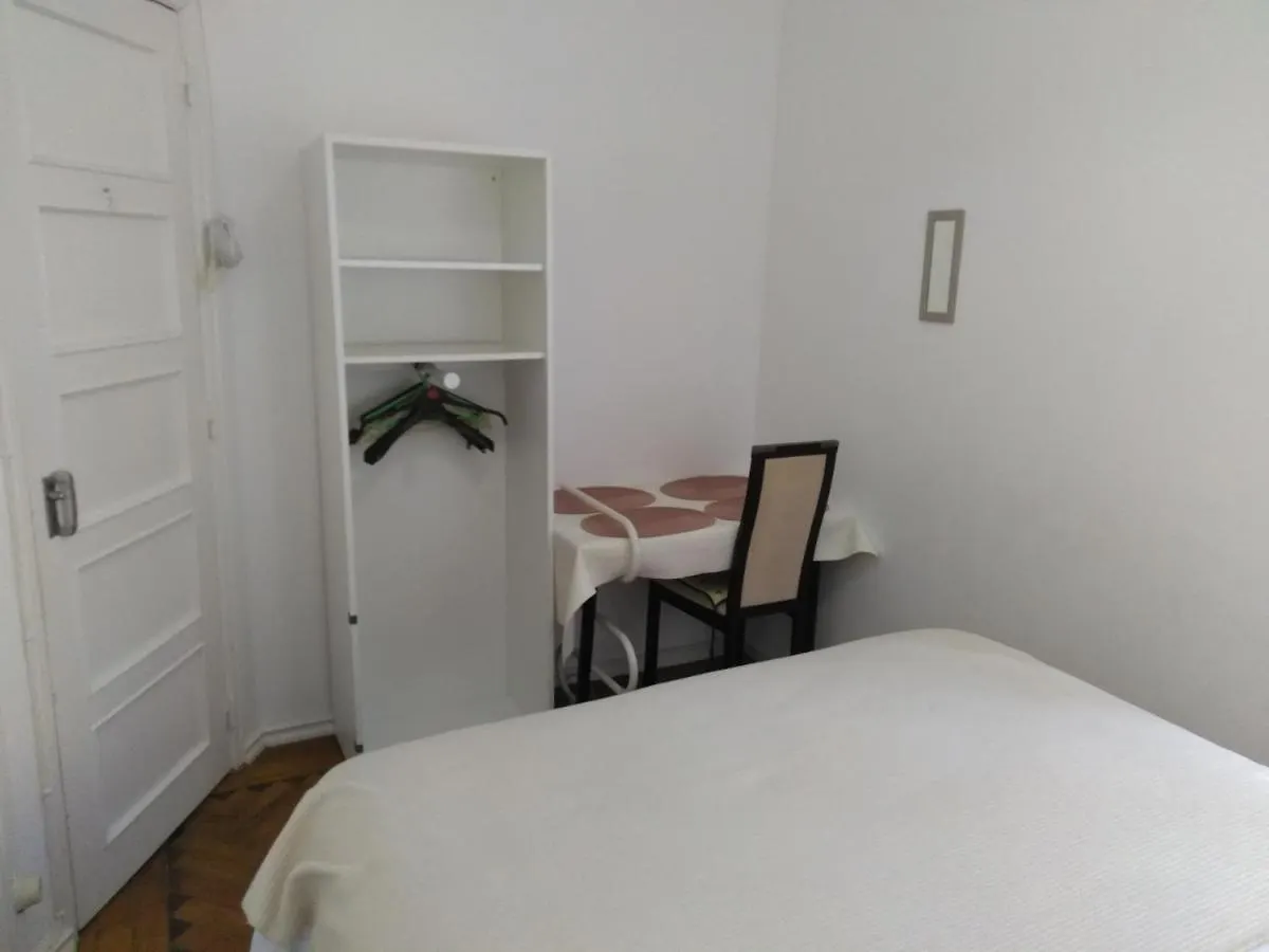Voyage Guest House Lisbon 2*,